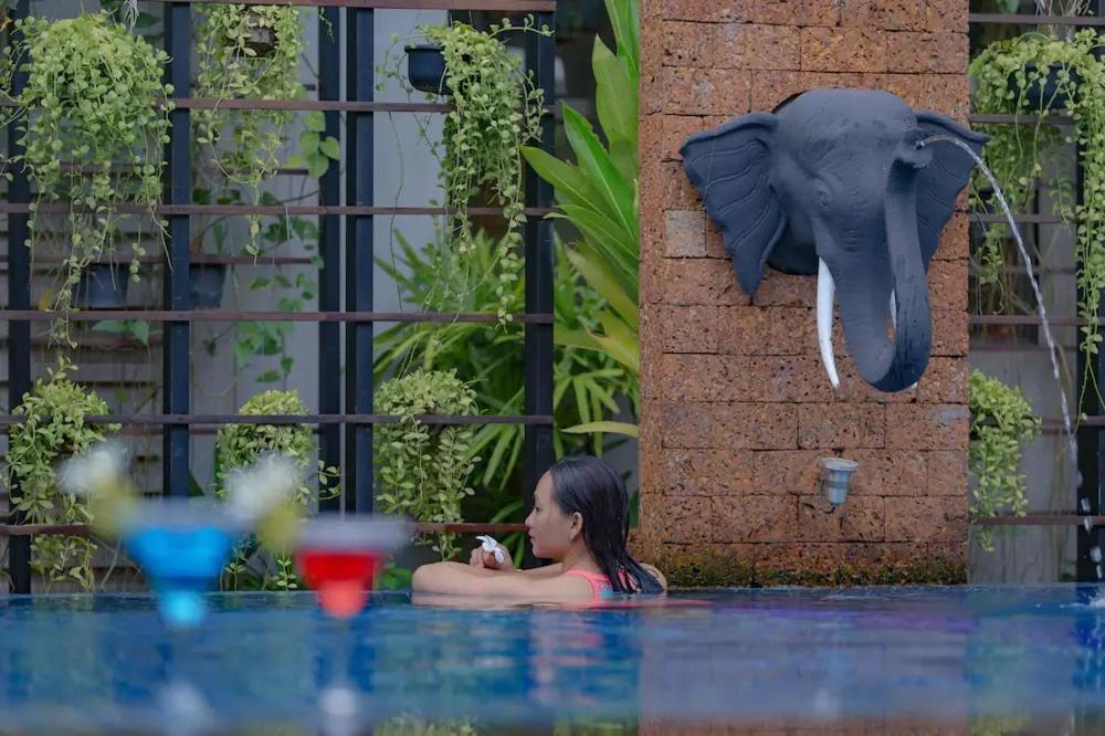 Grange Hotell Siem Reap Exteriör bild
