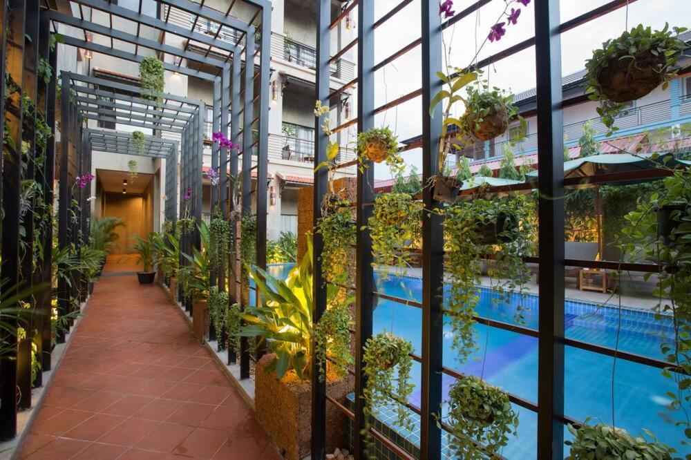 Grange Hotell Siem Reap Exteriör bild